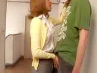 Sizzling Nippon Pair's Steamy XXX Act in Tokyo's Corridor